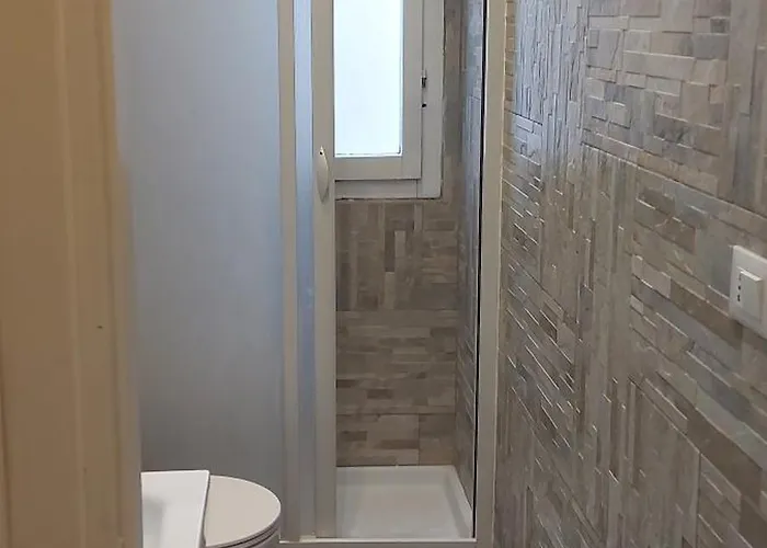 Fuori Portico Passarotti *