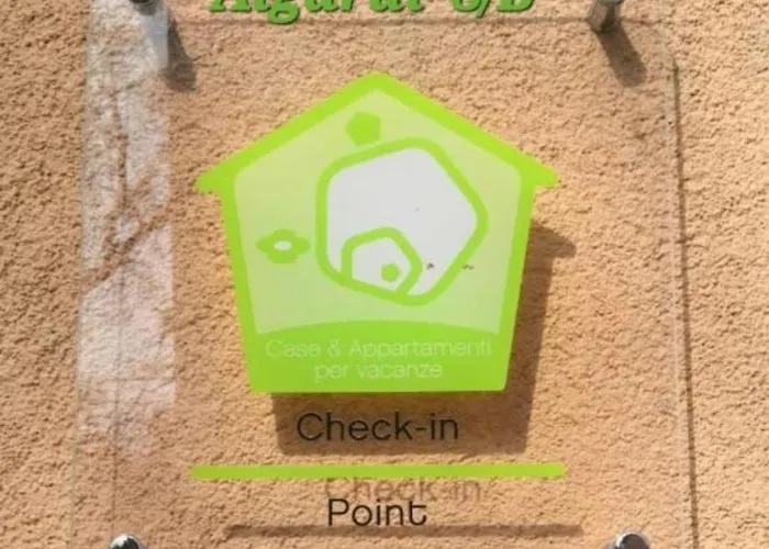 Fuori Portico Passarotti * Boloňa